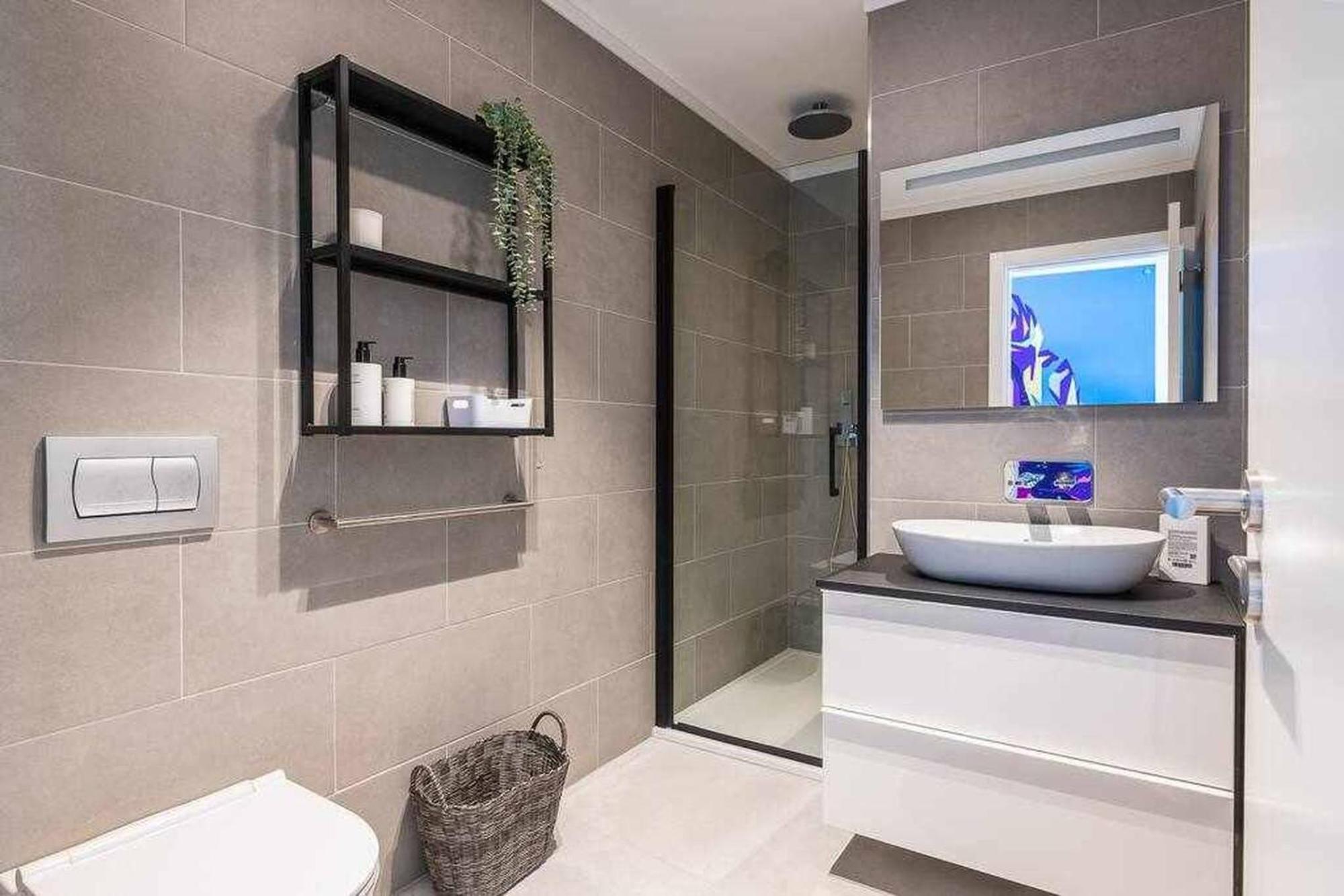 Central Town 2-Bedroom Apartment Αλμπουφέιρα Εξωτερικό φωτογραφία